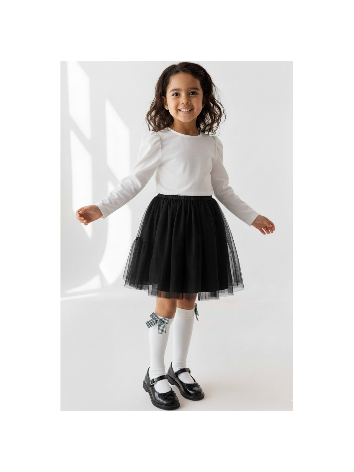 Podkolanówki białe z kokardkami w pepitkę