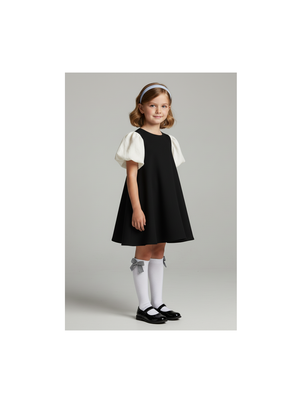 Podkolanówki białe z kokardkami w pepitkę