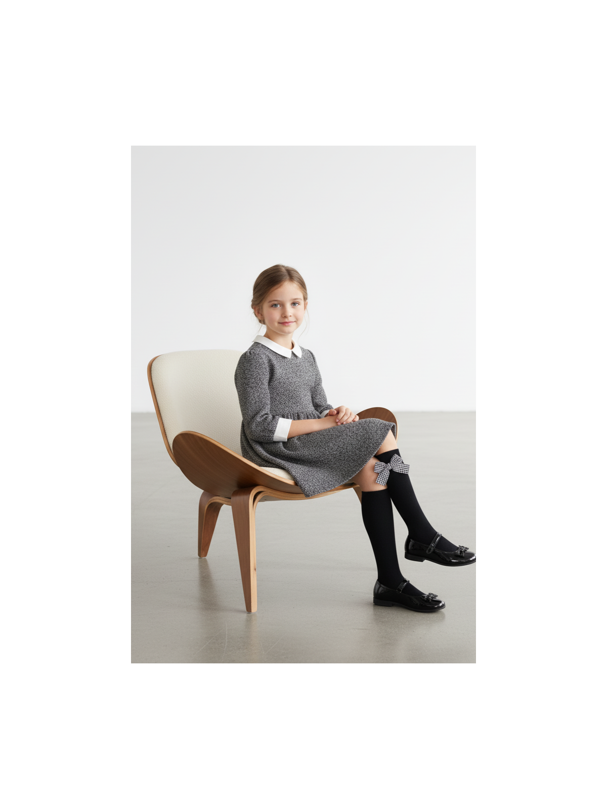 Podkolanówki czarne z kokardkami w pepitkę