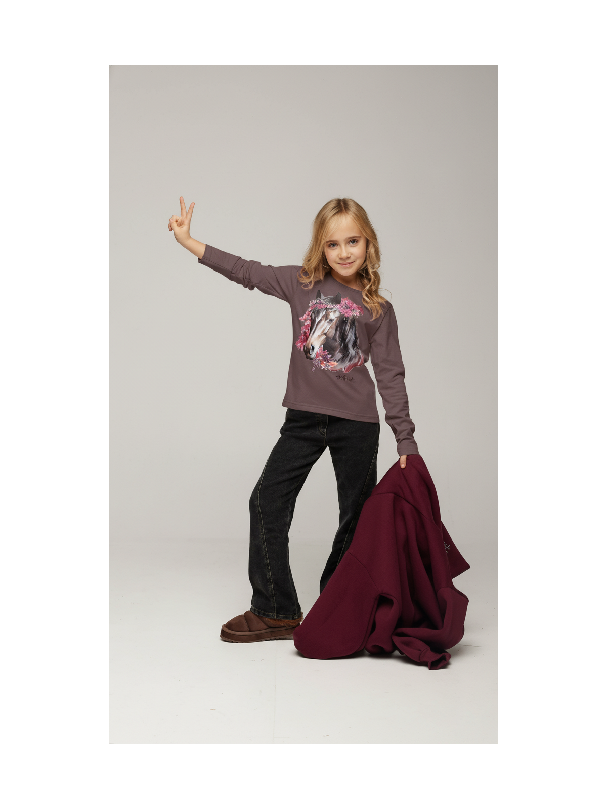 Bluzka bawełniana jagodowa koń w kwiatach z dżetami chill out