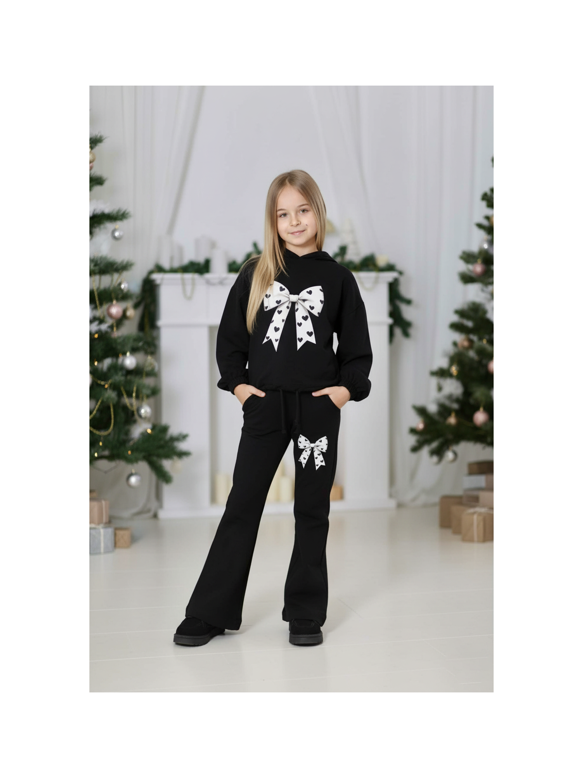 Czarna bluza z kapturem i kokardą Qba Kids